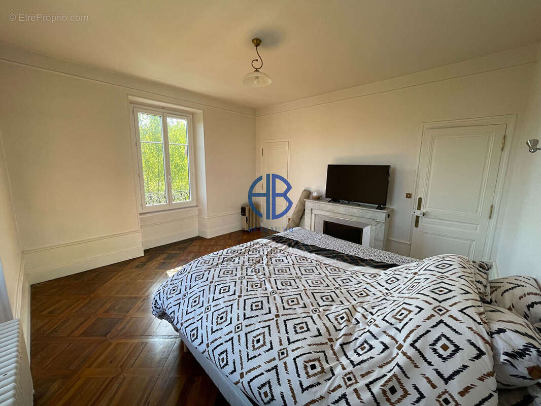 Propriété d'exception 300m² - photo 11