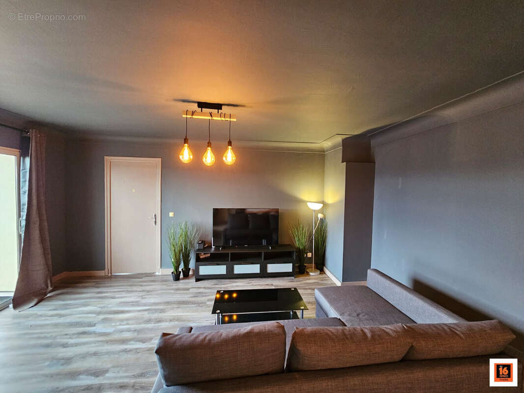 Appartement à THIERS