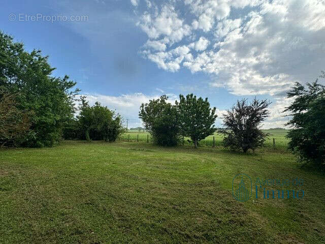 Maison à SAINT-SATURNIN-SUR-LOIRE