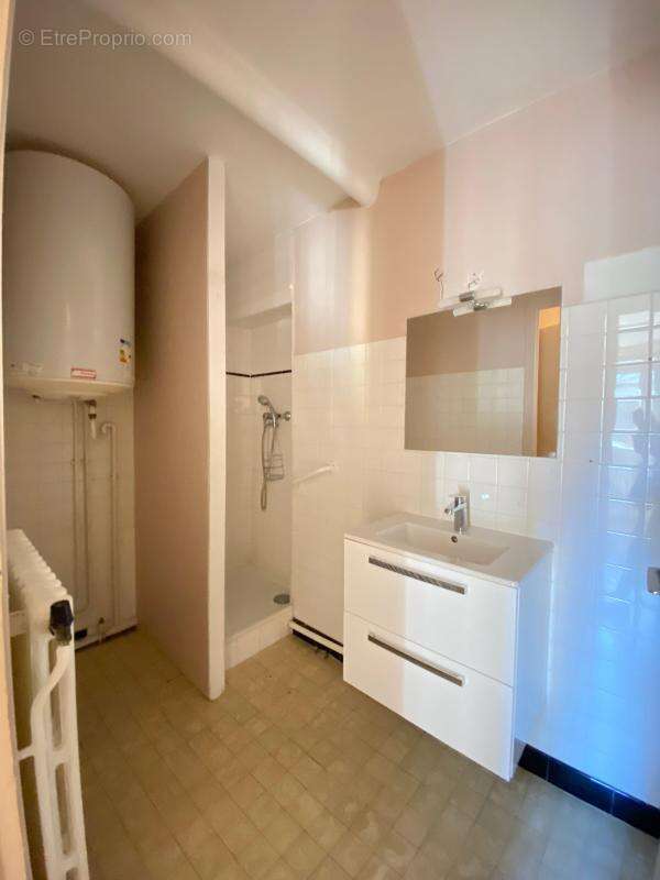 Appartement à FONTAINES-SUR-SAONE