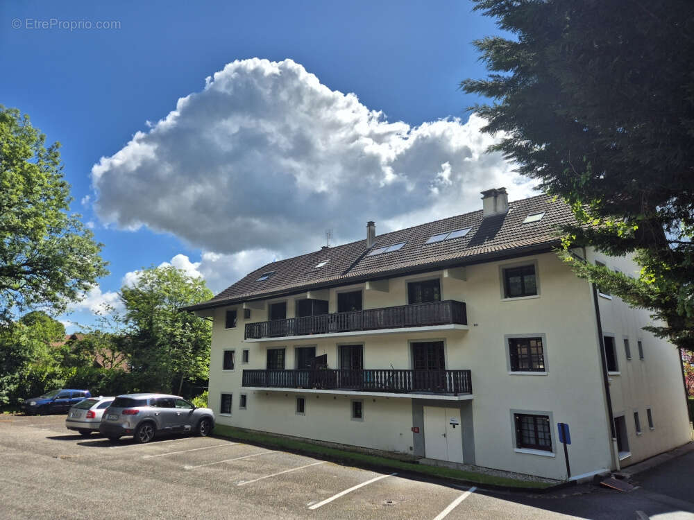 Appartement à CROZET
