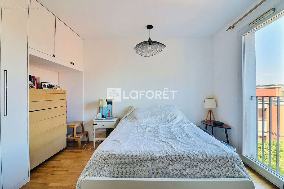 Appartement St Denis 4 pièce(s) 84m2 - photo 8