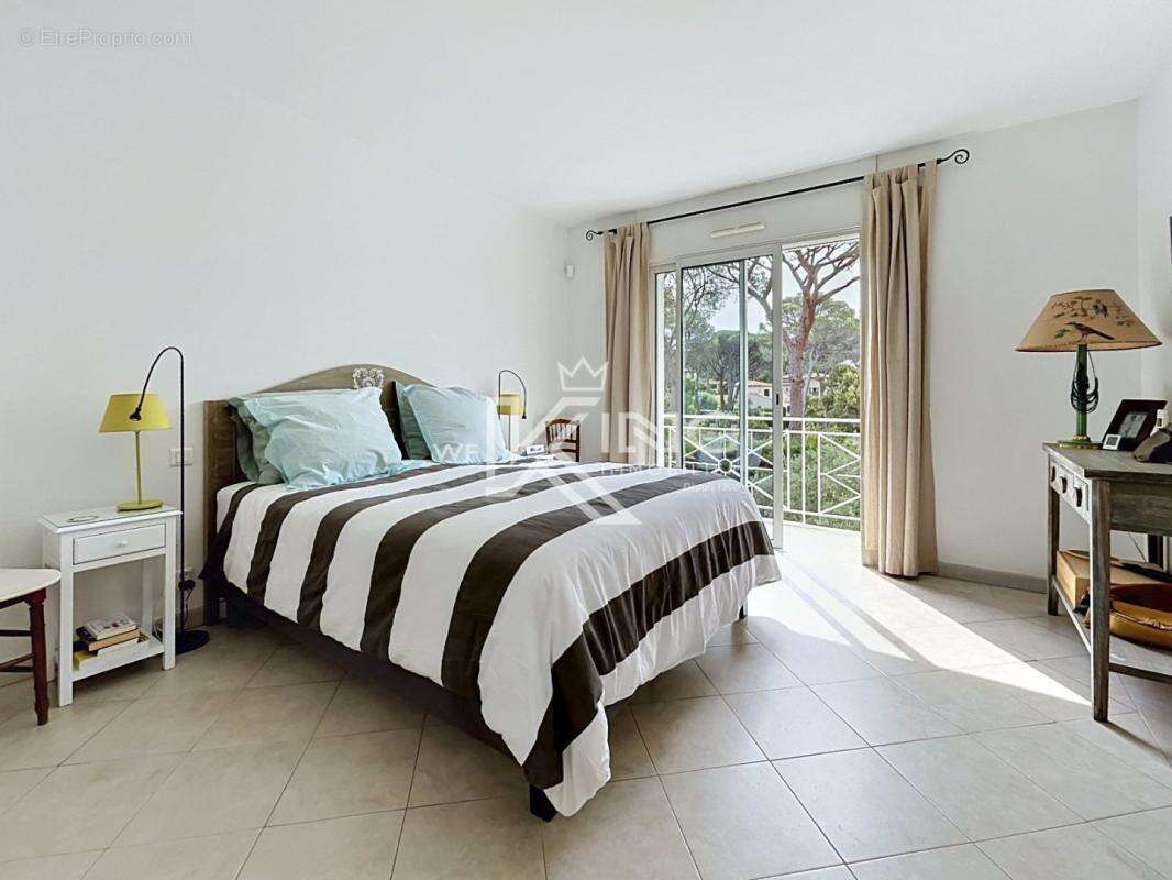 Saint Raphael villa haut de gamme dans domaine fermé - photo 8