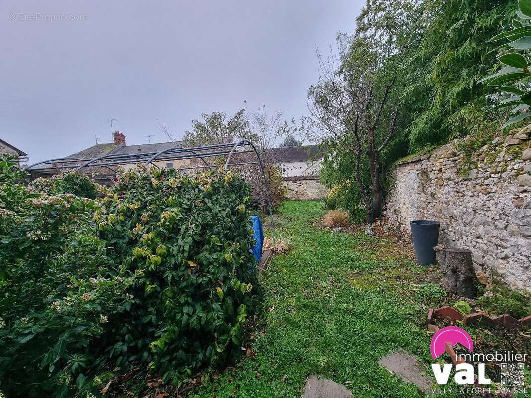 Maison à MILLY-LA-FORET