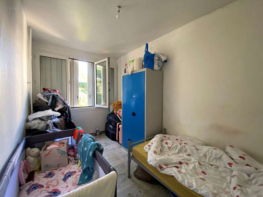 Appartement à L&#039;HAY-LES-ROSES