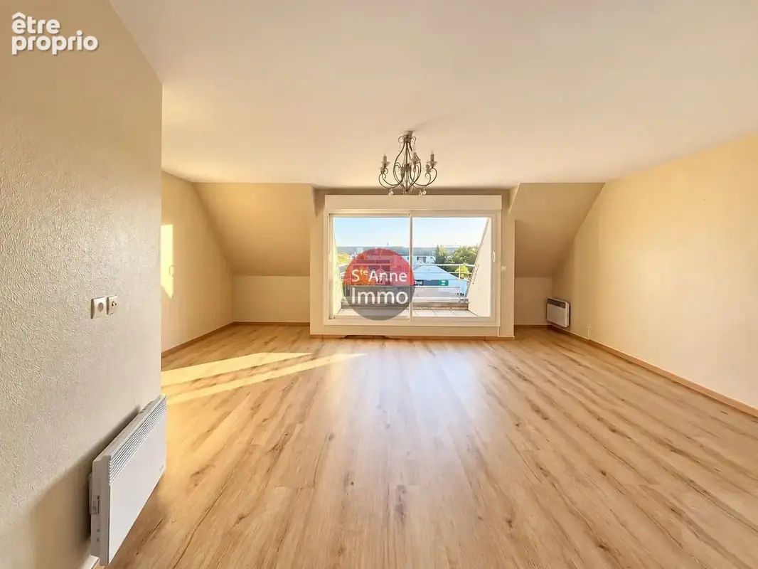 Amiens - quartier henriville - t4 - 3 chambres - bureau - terrasse/balcon - 2 places de parkings - photo 2
