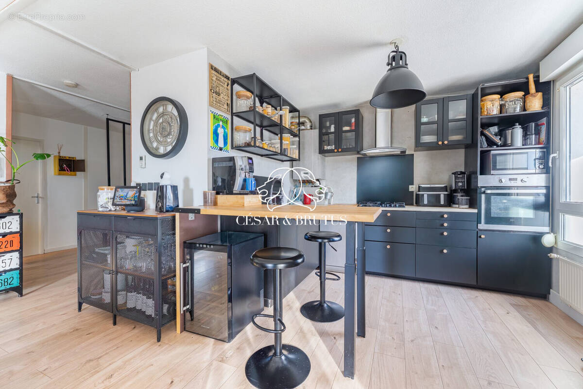 Appartement à FONTAINES-SUR-SAONE