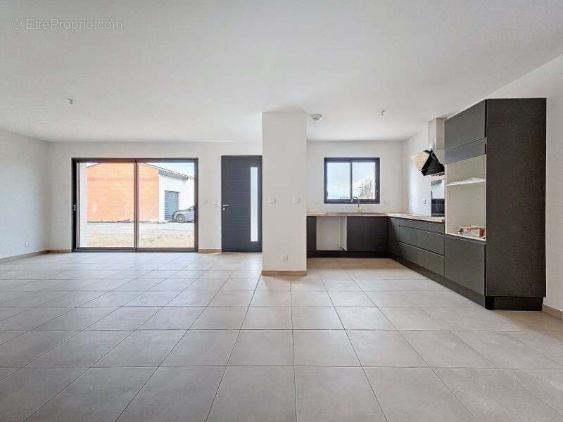 Maison à BIZE-MINERVOIS