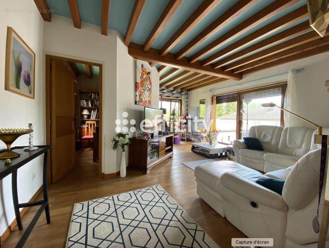 Maison 150 m² à Feurs  - photo 7