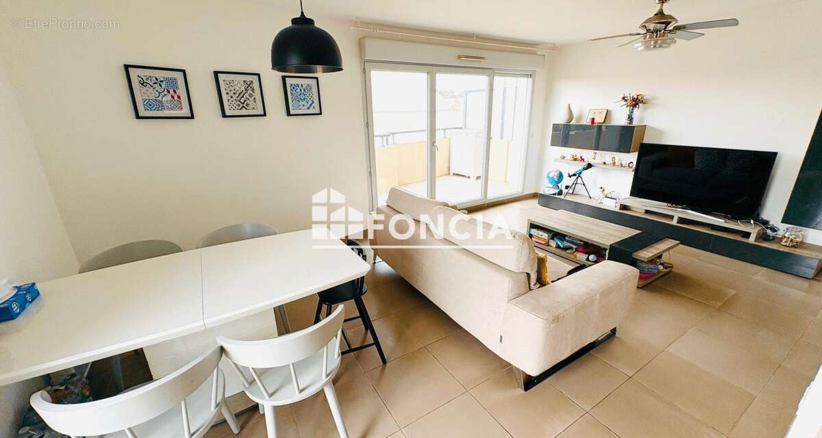 Superbe duplex 3 chambres + bureau en dernier étage avec terrasse apercu mer au calme - photo 4