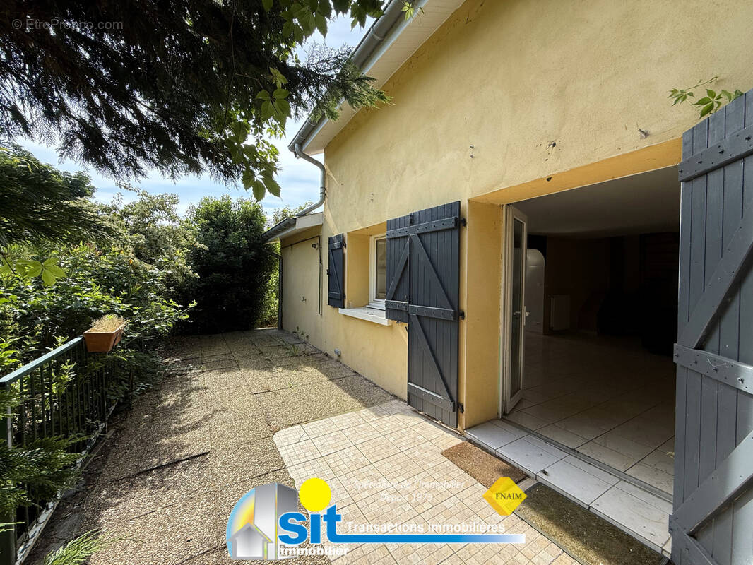 Appartement à SAINT-ROMAIN-EN-GAL