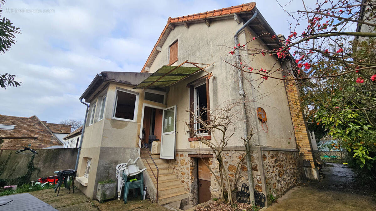 Maison à CHAMPLAN