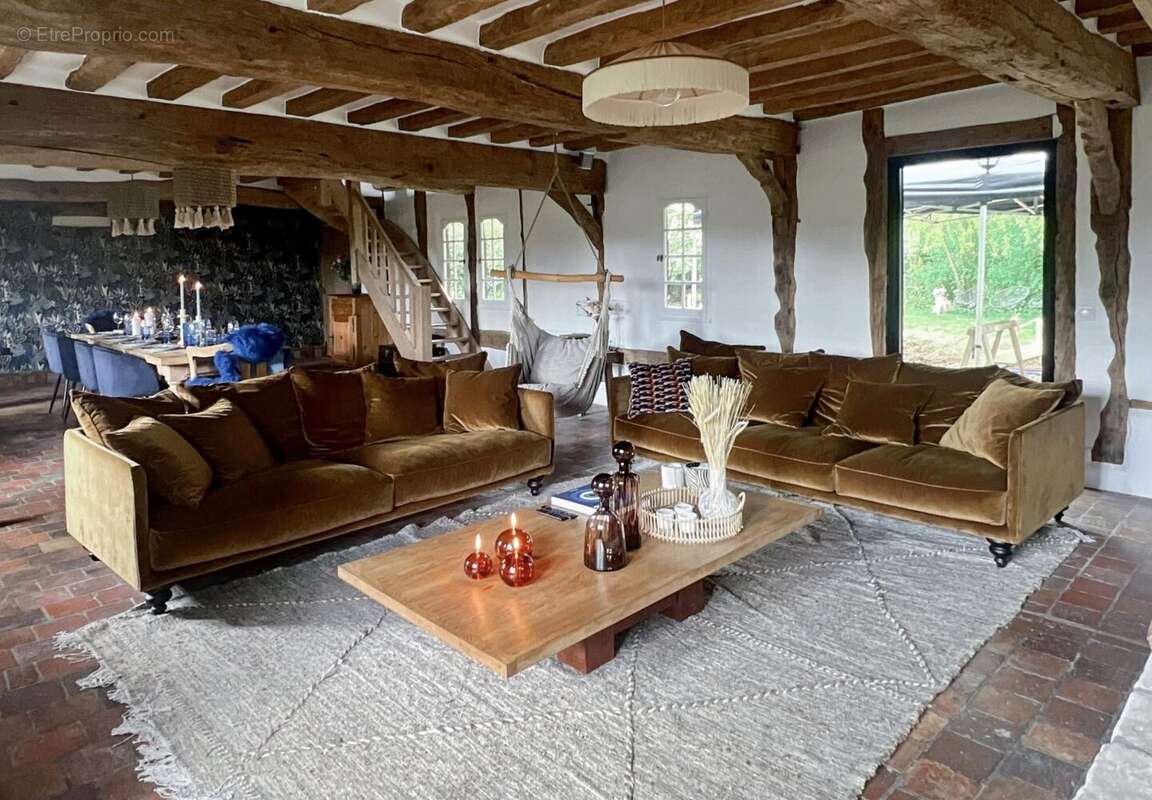 Maison à CORMEILLES