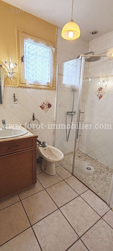 Maison à TOURNON-SUR-RHONE