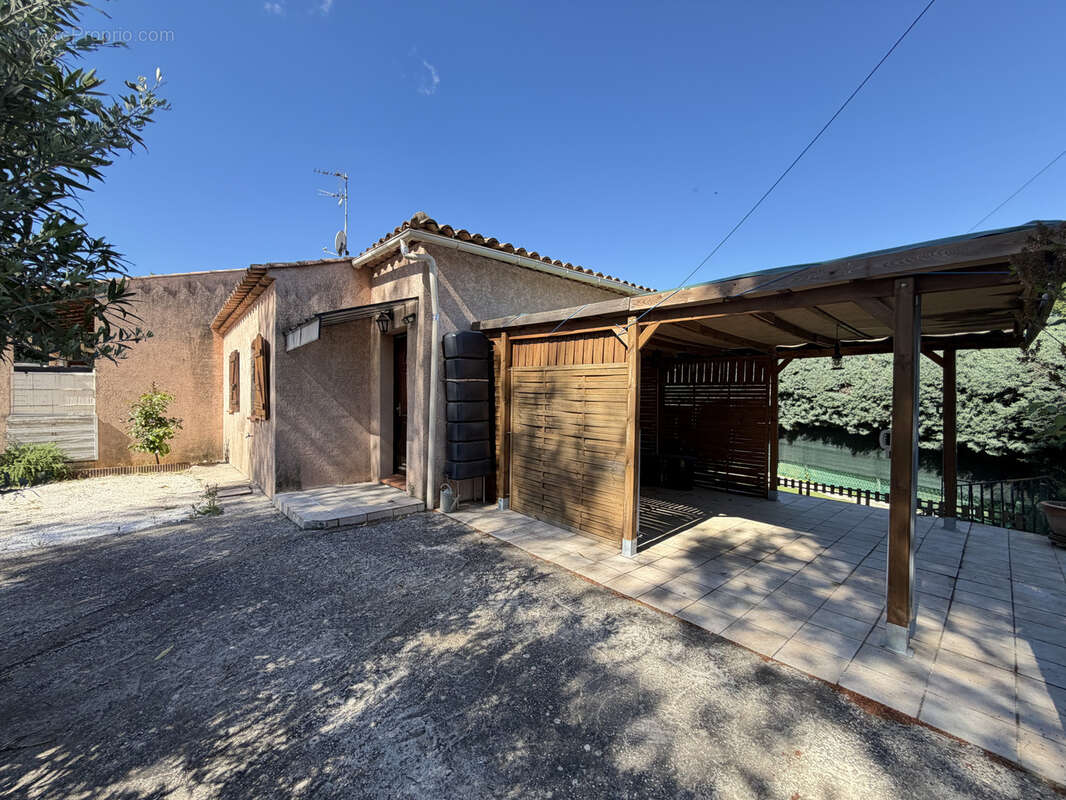 Maison à SAINT-MAXIMIN-LA-SAINTE-BAUME