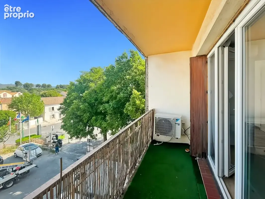 A vendre appartement T3 de 63 m² avec 2 balcons secteur la Pounche 13190 Allauch - photo 3