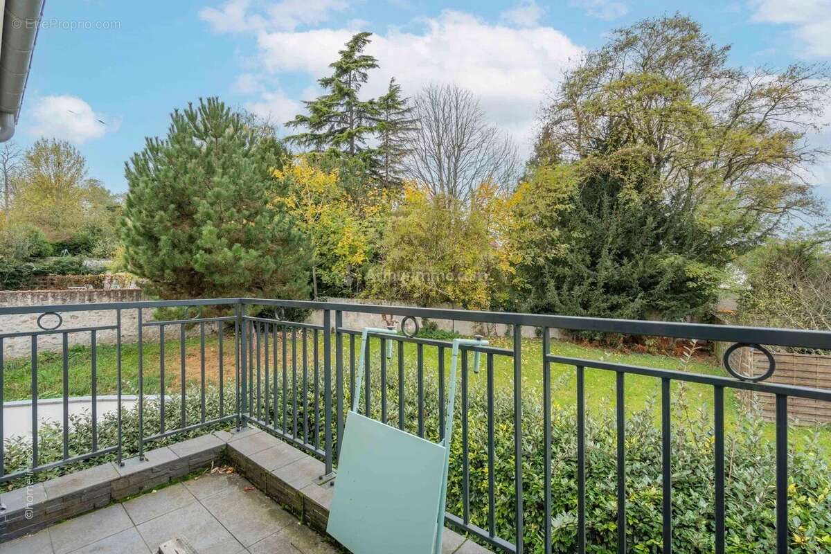 Appartement à COUPVRAY