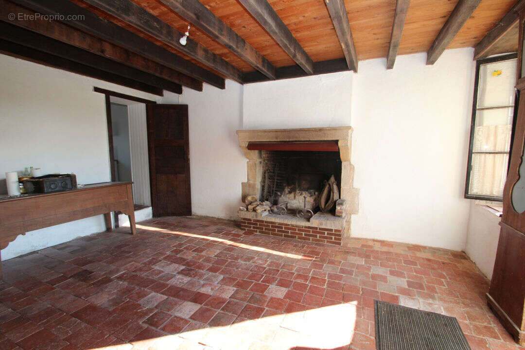Maison à DIENNES-AUBIGNY
