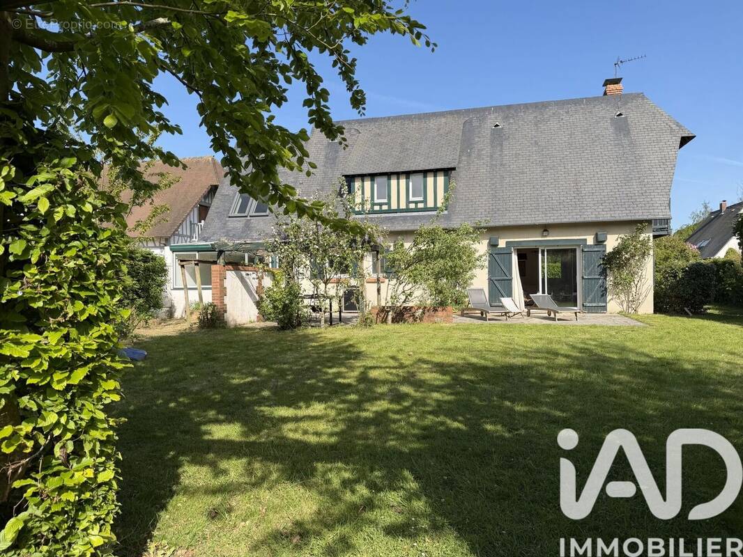 Photo 1 - Maison à SAINT-MARTIN-DU-VIVIER