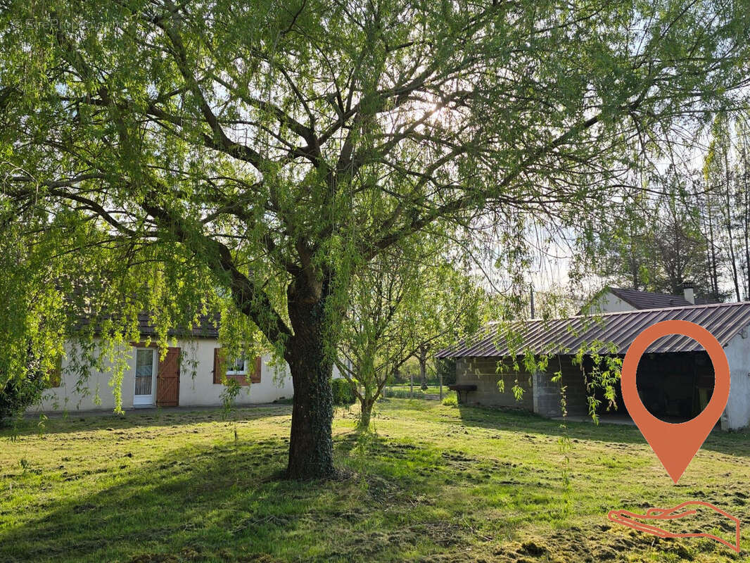 Maison à LA BUSSIERE