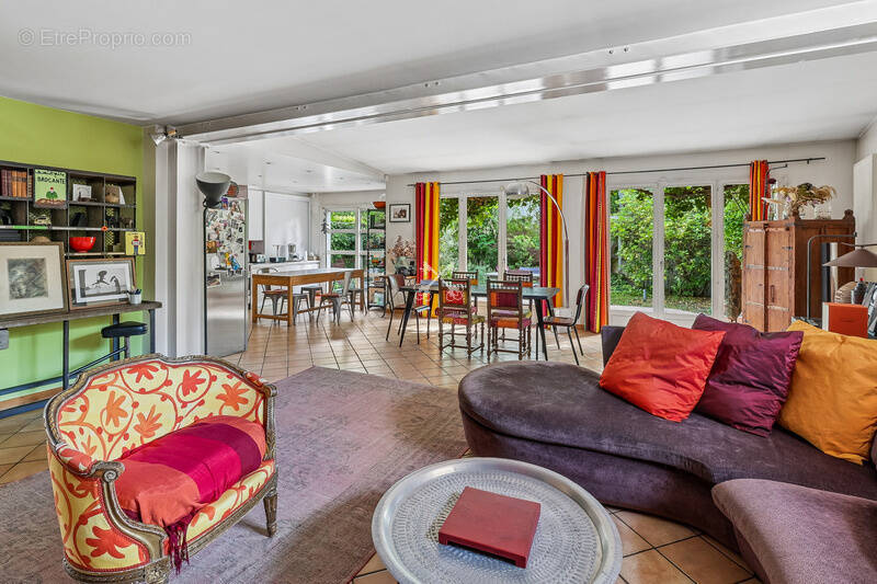 Photo Maison à Maisons-Alfort au prix de 1 090 000€