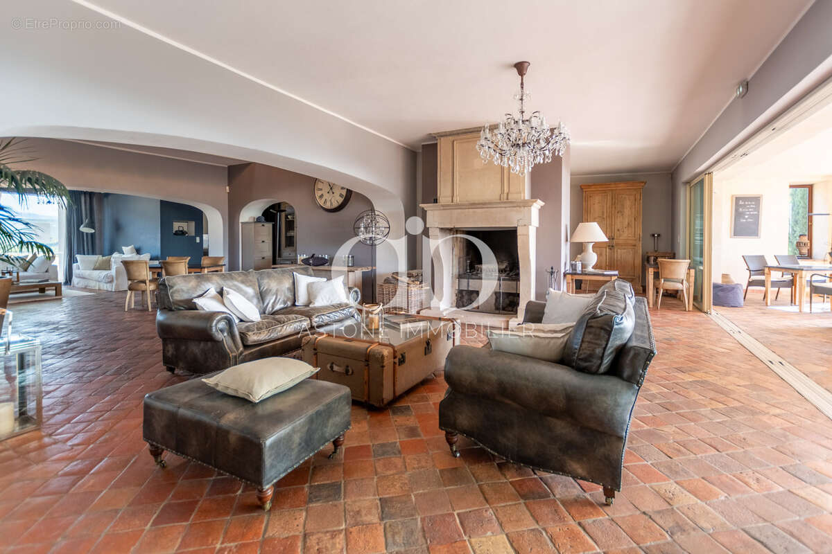 Maison à LA CADIERE-D&#039;AZUR