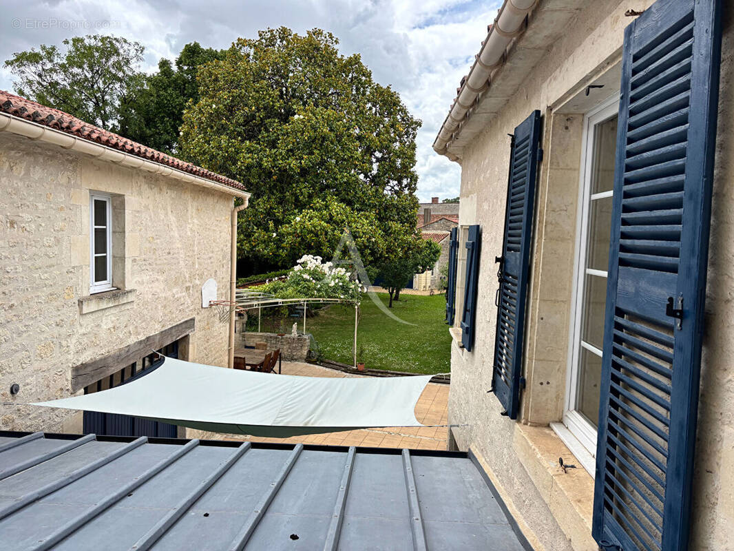 Maison à FONTENAY-LE-COMTE