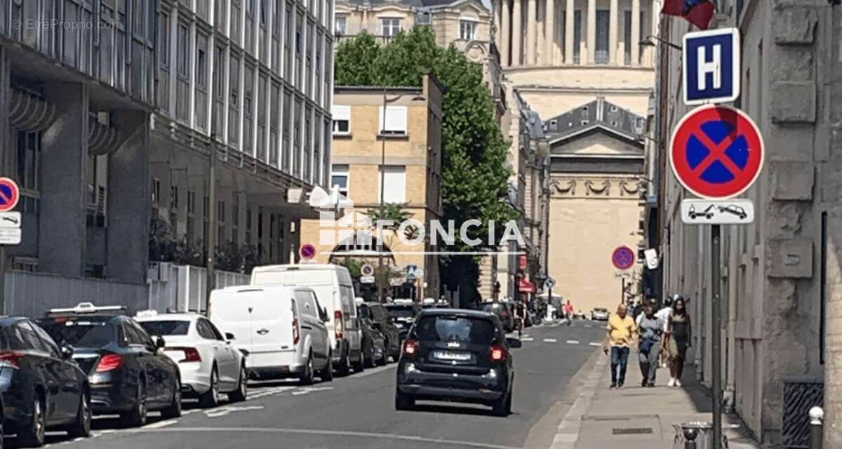 Appartement à PARIS-5E