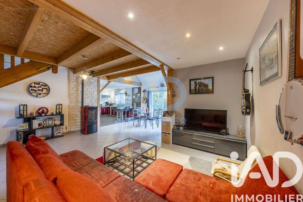 Maison 151 m² à Dormelles  - photo 5
