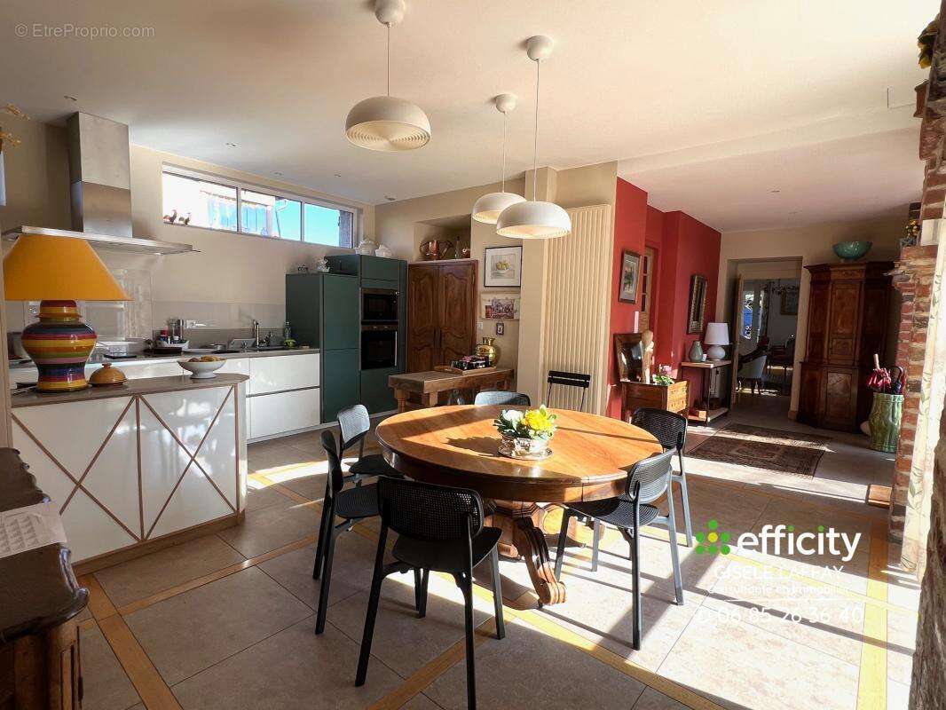 Maison à MONTBRISON