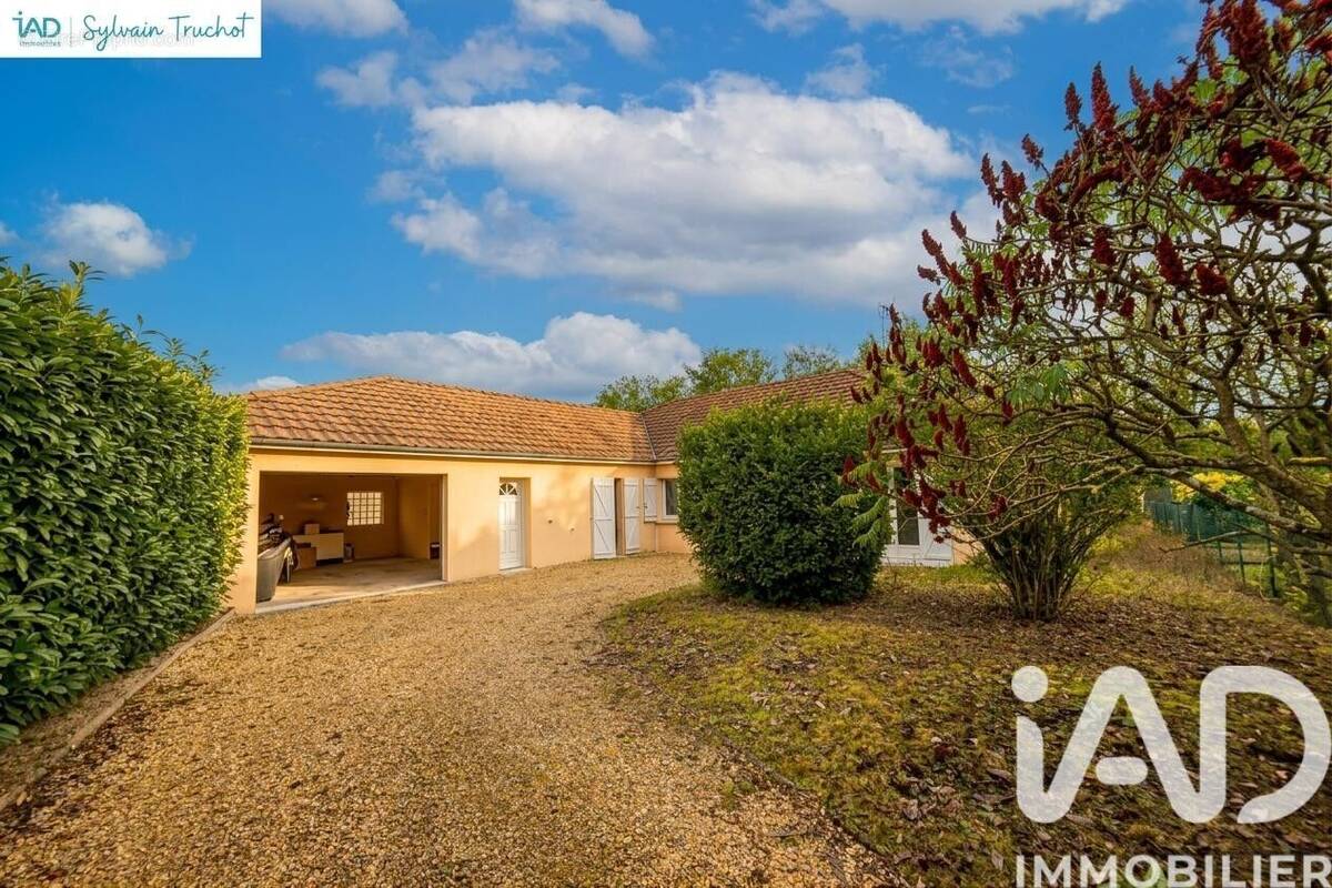 Photo 1 - Maison à SAINT-GERMAIN