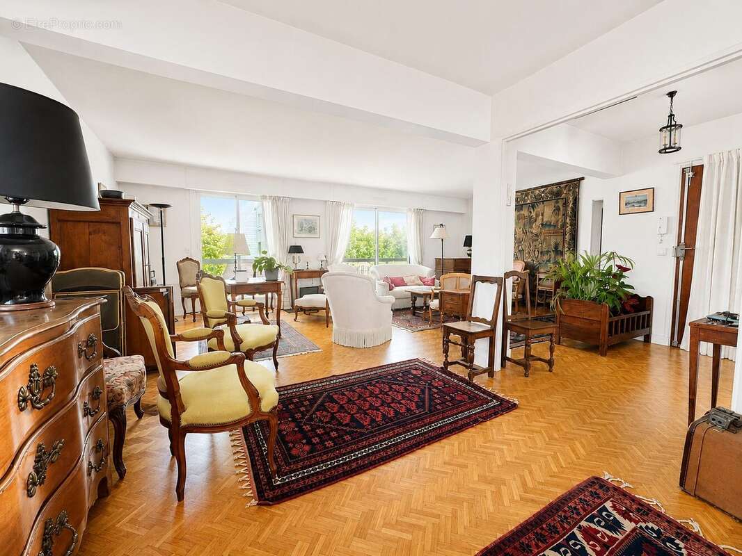 Appartement à LE VESINET