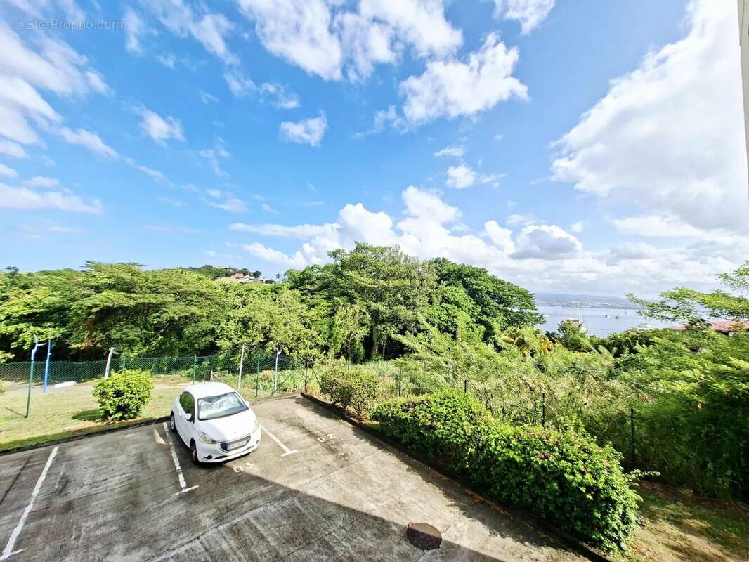 LES TROIS-ILETS : Appt T3 + garage - Anse mitan - photo 13