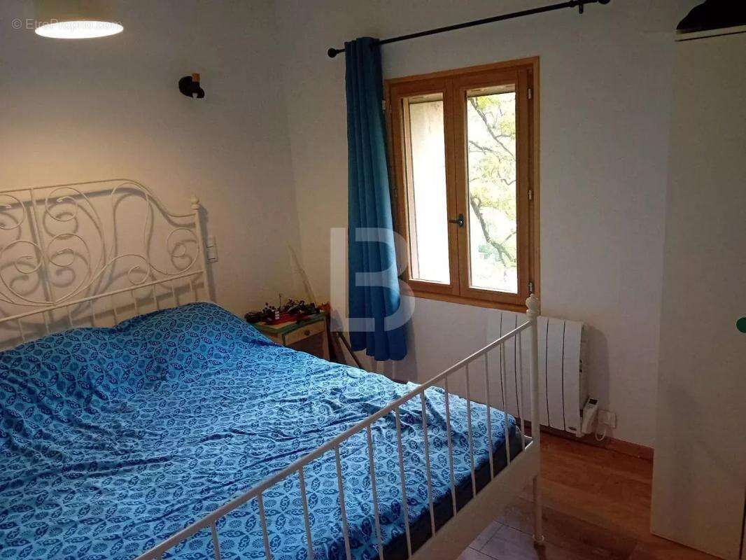 Maison à TOURRETTES-SUR-LOUP