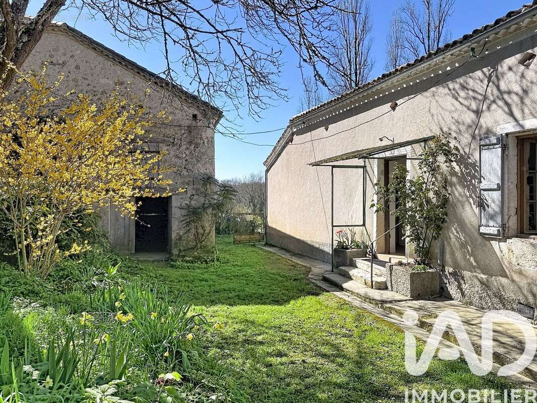 Photo 3 - Maison à BEAUVILLE