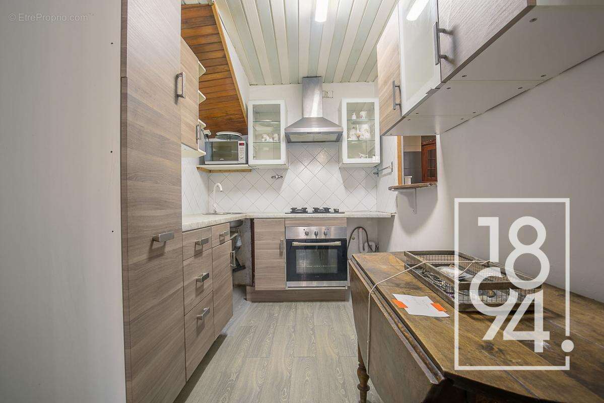 Appartement à MARSEILLE-7E