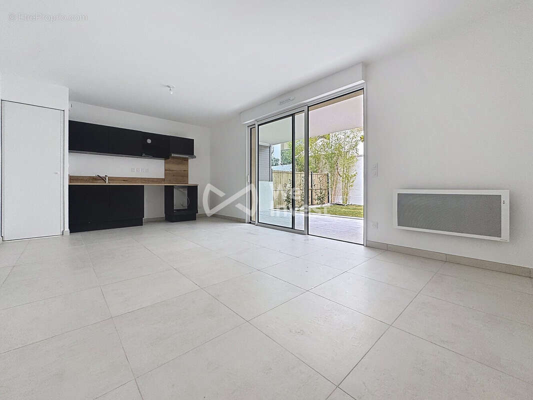 Appartement à CASTELNAU-LE-LEZ