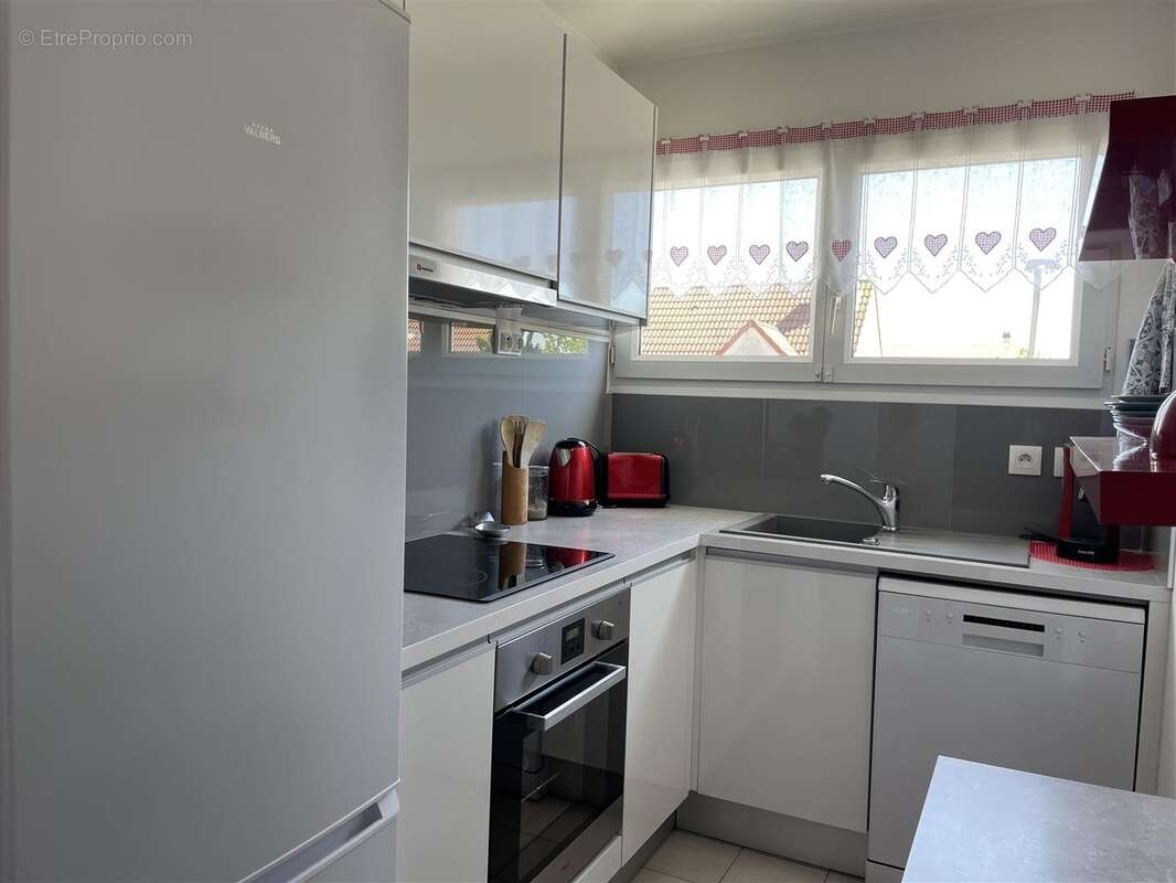 Appartement à PONTAULT-COMBAULT