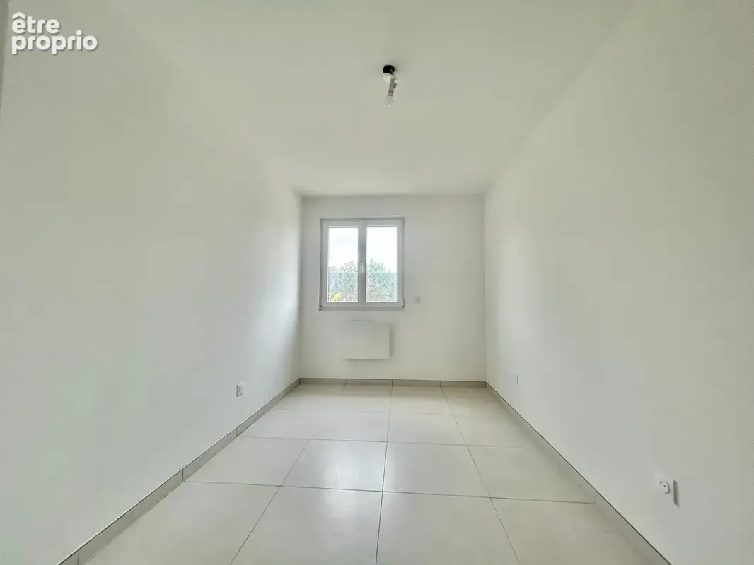 Semi plain pied entierement renove ! secteur calme - photo 7