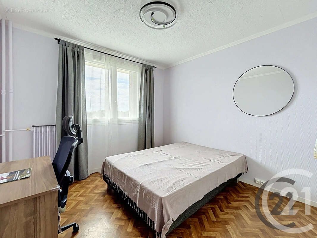 Appartement 61 m² à Saint-Andre-Les-Vergers  - photo 7