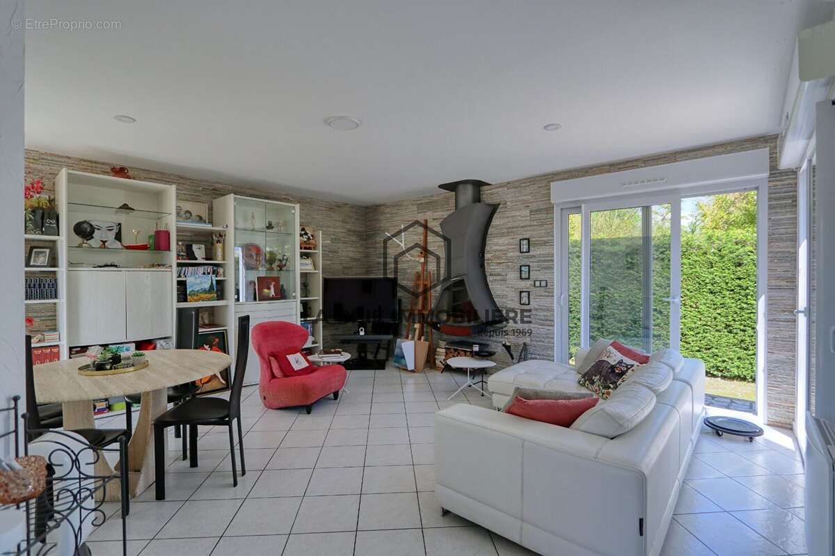 Maison 87 m² à Villecresnes  - photo 8