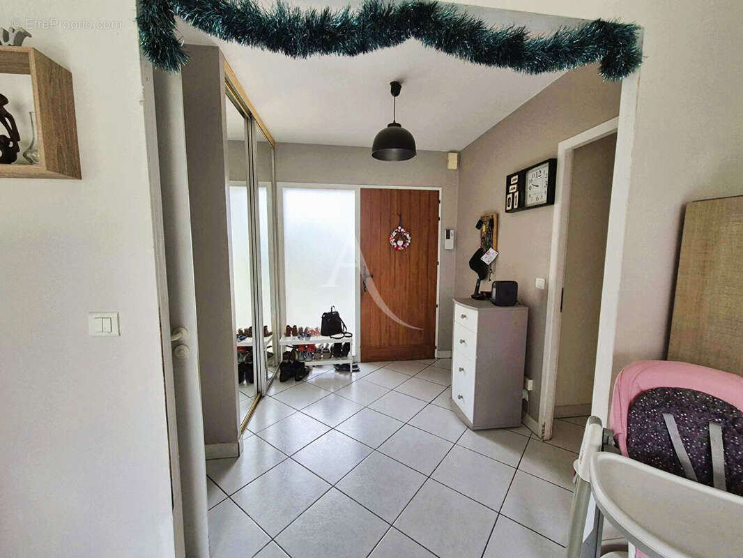 Maison à VILLENEUVE-DE-MARSAN