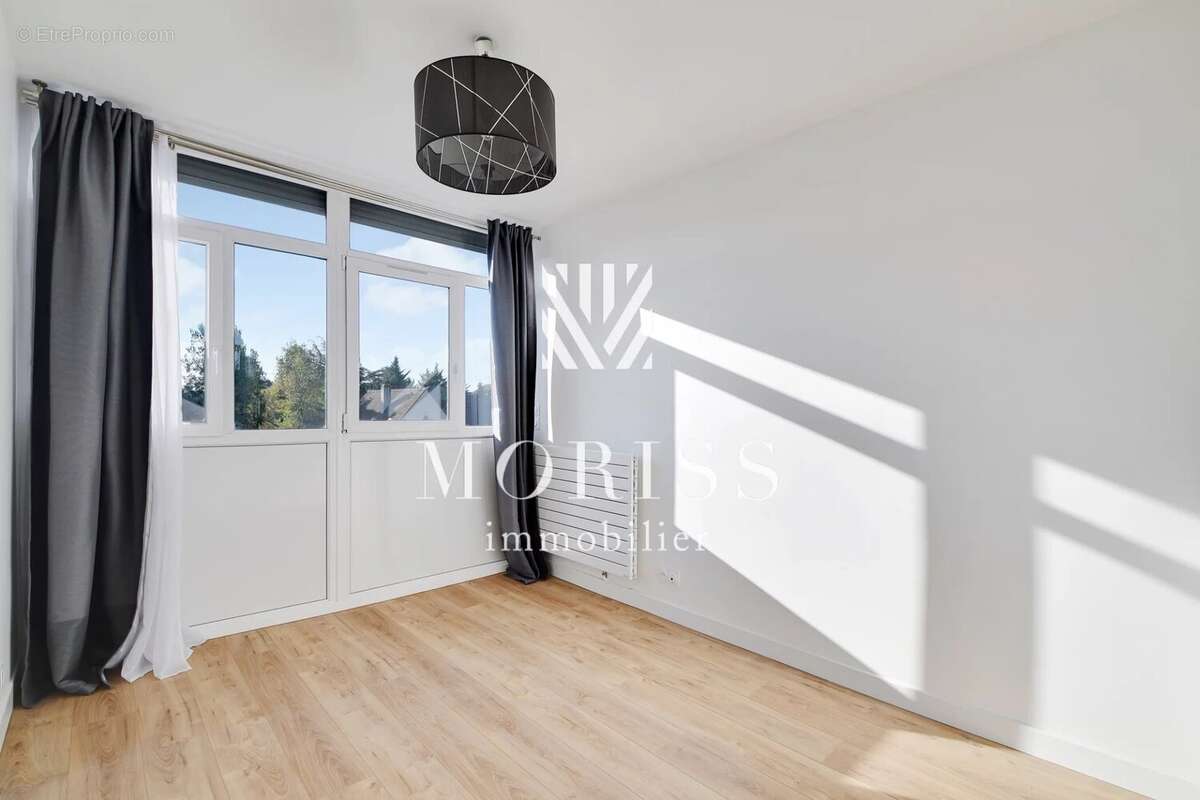 Appartement à ENGHIEN-LES-BAINS