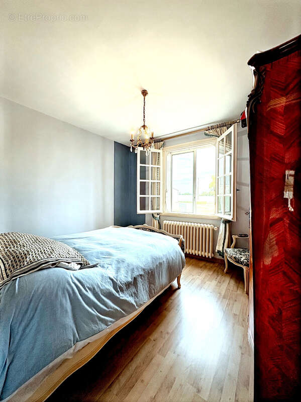 Maison à LA MENITRE