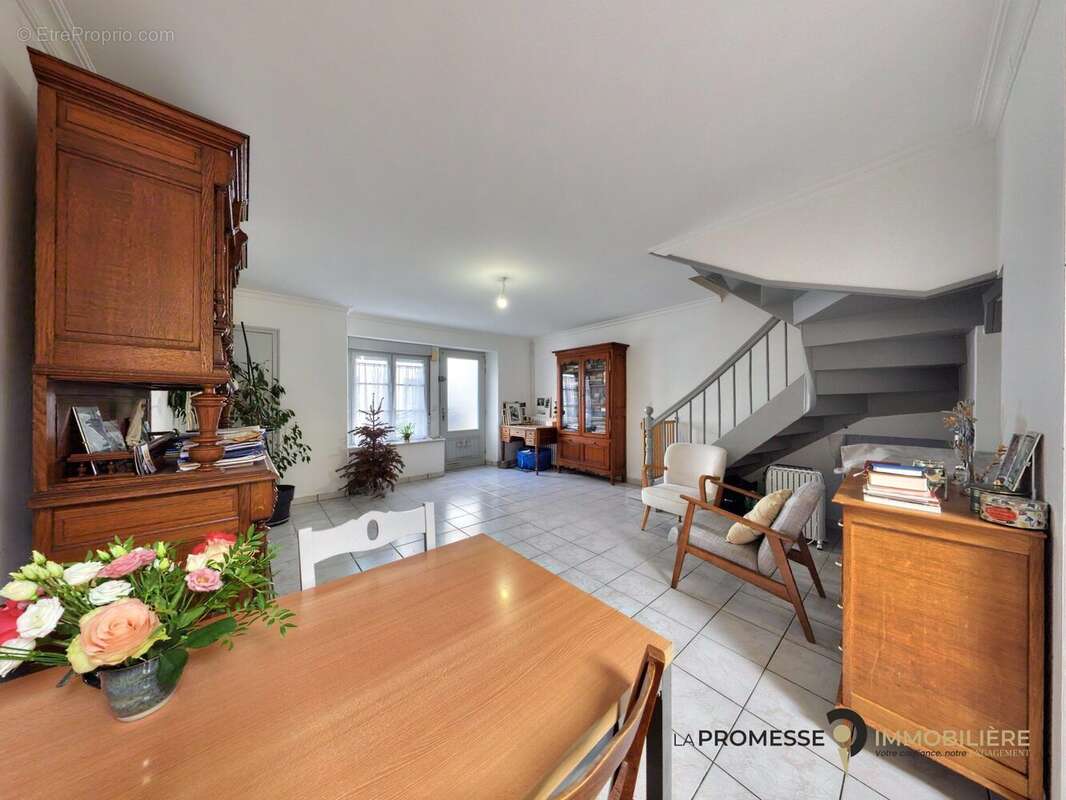 Maison à CHATELAUDREN