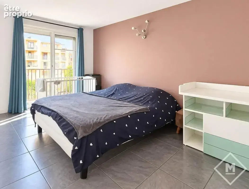 Lumineux appartement T4 avec balcon à Marseille 10ème, idéalement situé - photo 9
