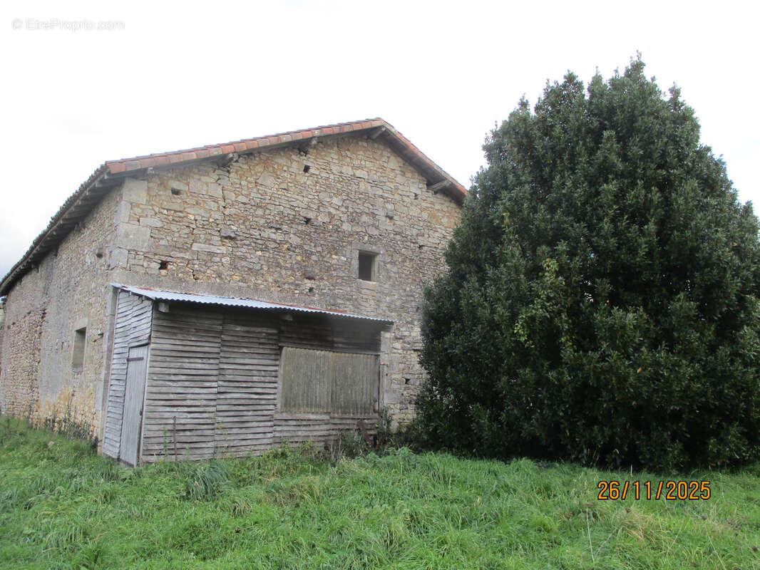 Maison à CEAUX-EN-COUHE