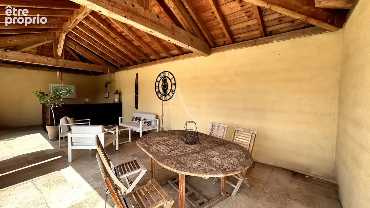 Villa avec piscine studio indépendant garages et cave vinon sur verdon - photo 3