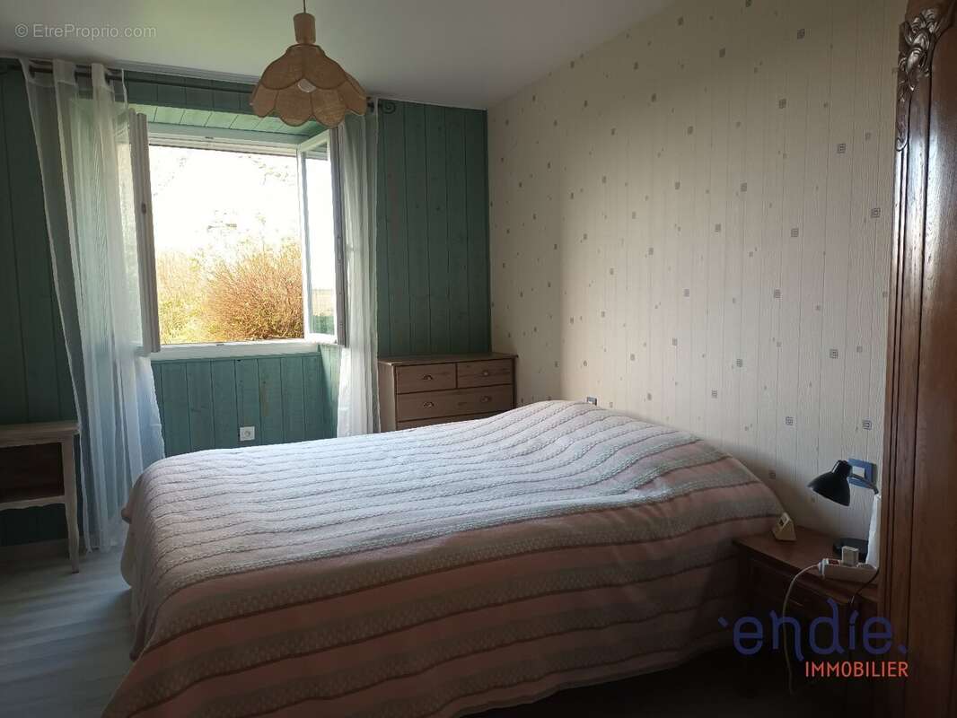 Maison à SAINT-JOUIN-DE-MARNES