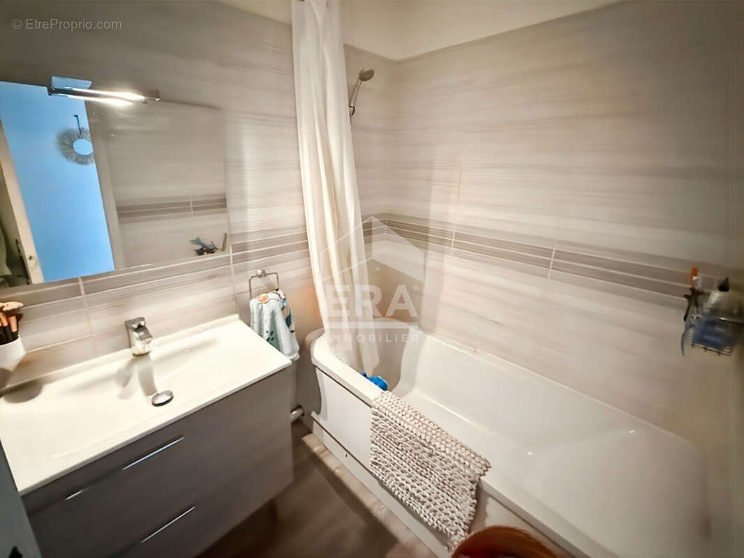 Appartement à SEPTEMES-LES-VALLONS